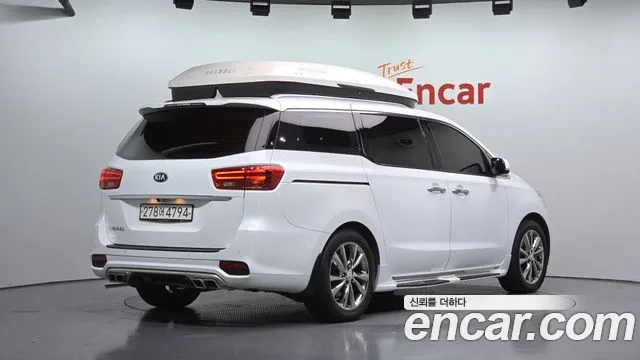 2020 Kia Carnival