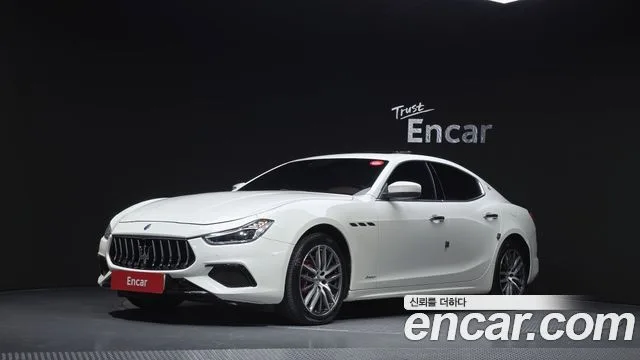 2018 Maserati Ghibli