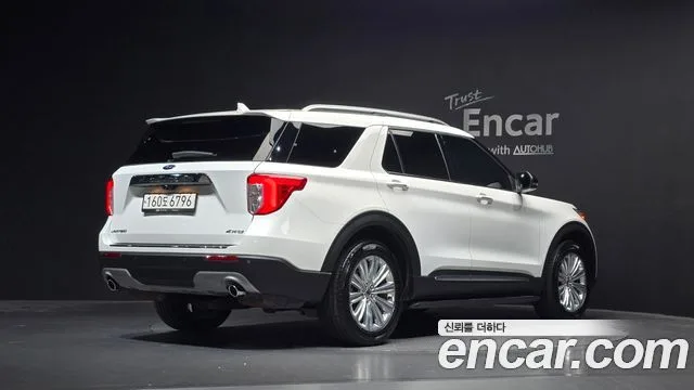 2021 Ford Explorer, foto 2
