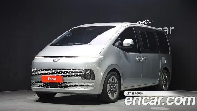 2023 Hyundai Staria