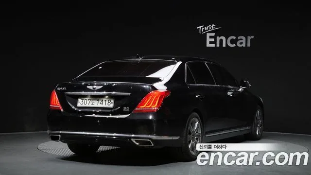2016 Genesis EQ900, foto 2