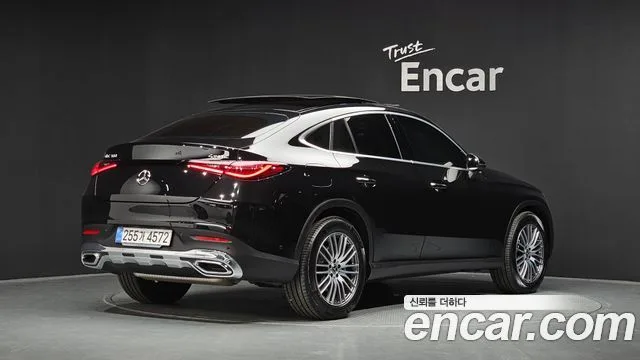 2026 Mercedes-Benz GLC-Class