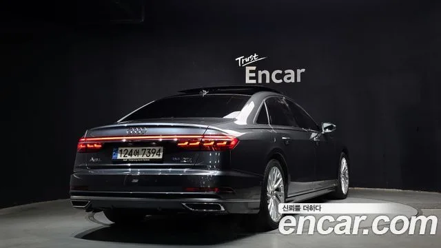 2021 Audi A8, foto 2
