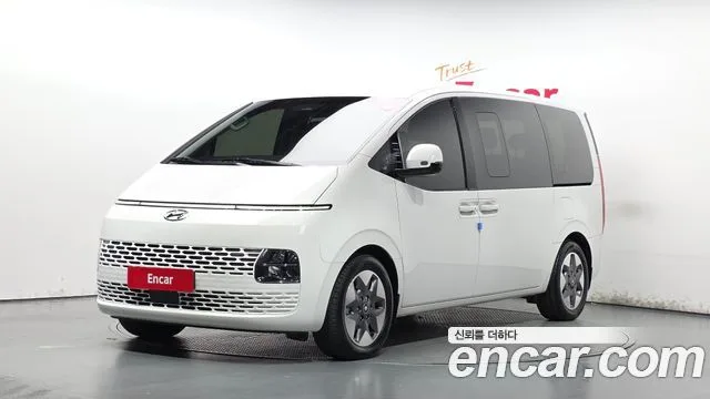 2023 Hyundai Staria