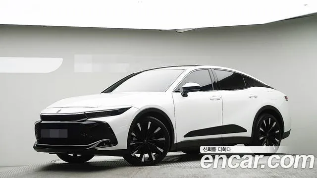 2023 Toyota Crown
