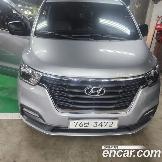 2018 Hyundai Starex