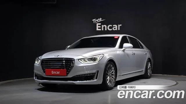 2018 Genesis EQ900