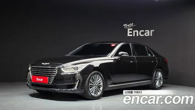 2018 Genesis EQ900