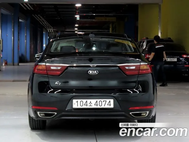 2017 Kia K7, foto 3