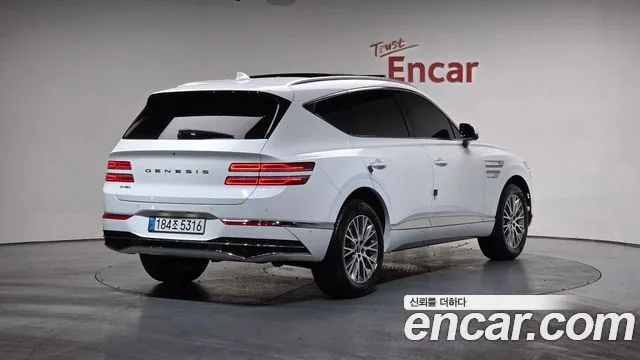 2025 Genesis GV80
