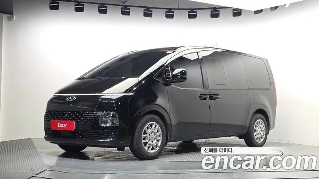 2022 Hyundai Staria