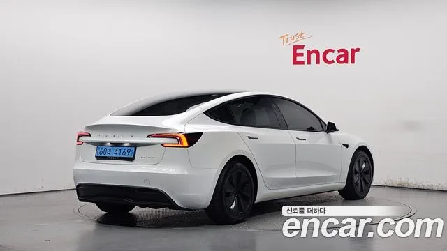 2024 Tesla Model 3
