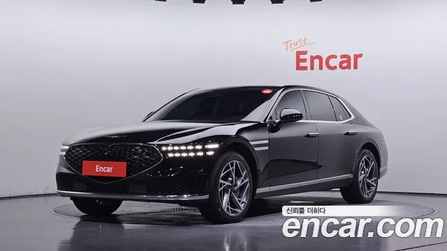 2022 Genesis G90