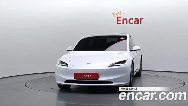 2024 Tesla Model 3, foto 3