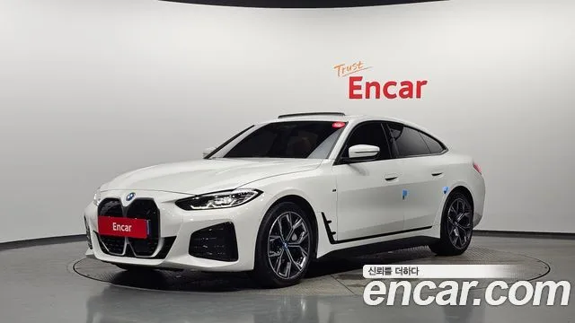 2022 BMW i4