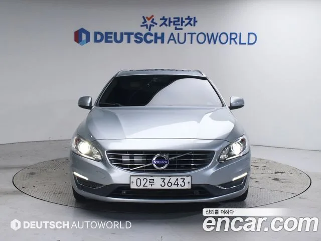 2018 Volvo V60