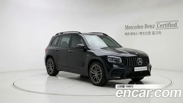 2025 Mercedes-Benz GLB-Class
