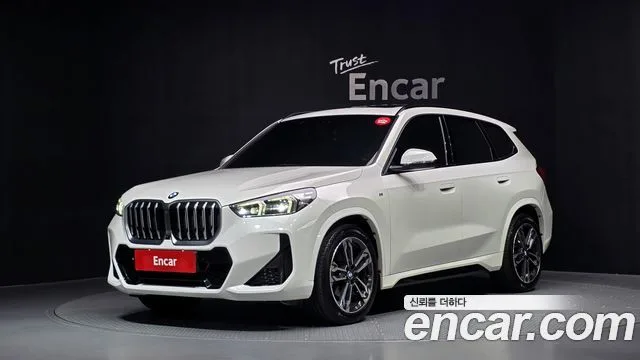 2023 BMW X1