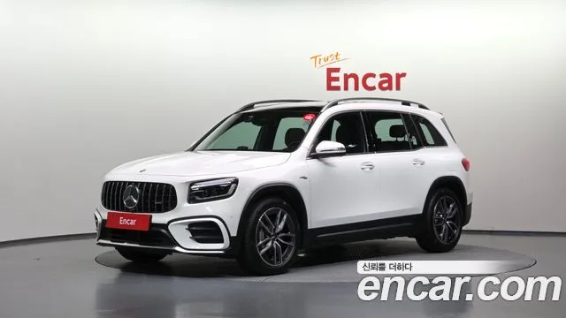 2025 Mercedes-Benz GLB-Class