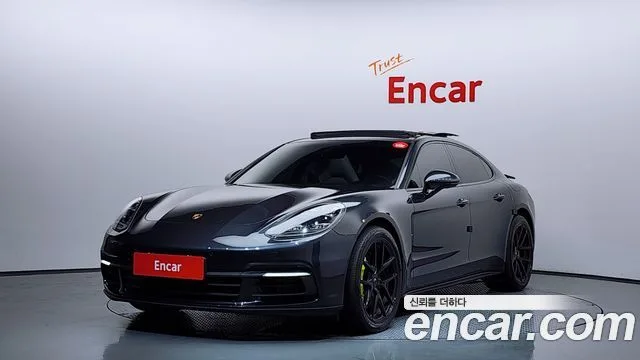 2018 Porsche Panamera