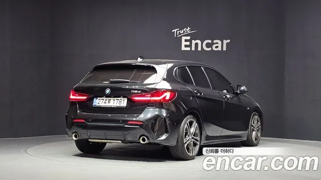 2021 BMW 1-Series, foto 2