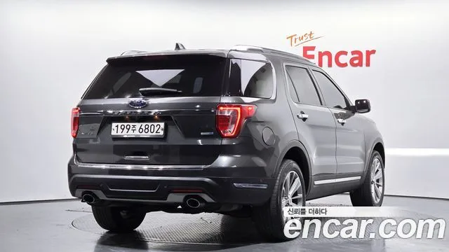 2018 Ford Explorer, foto 2