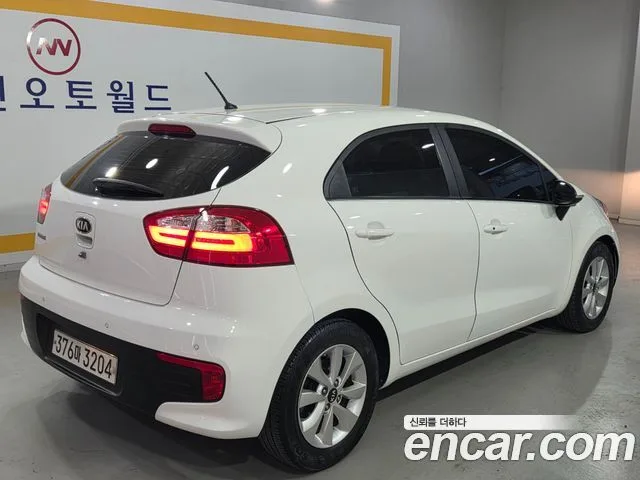2016 Kia pride, foto 4