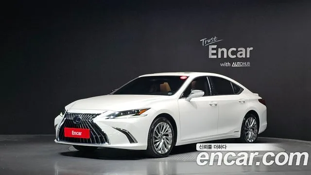 2022 Lexus ES