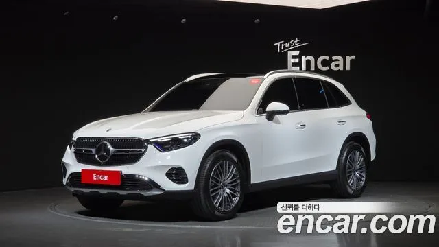 2026 Mercedes-Benz GLC-Class