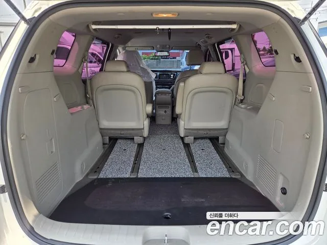 2016 Kia Carnival