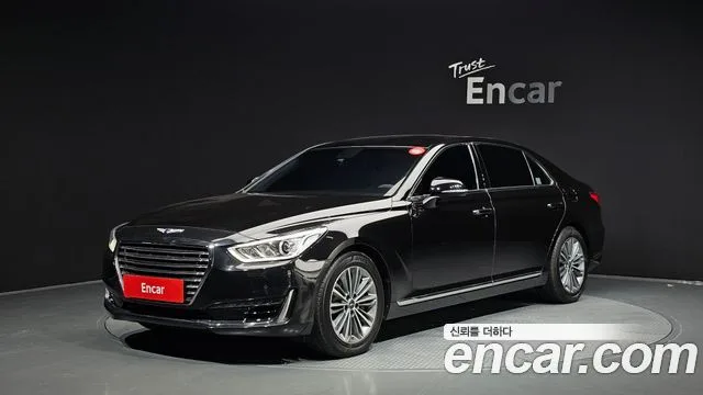 2018 Genesis EQ900