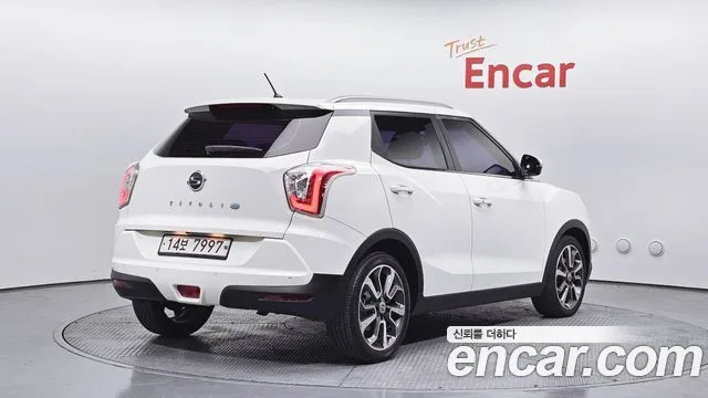 2016 KG Mobility Tivoli, foto 2
