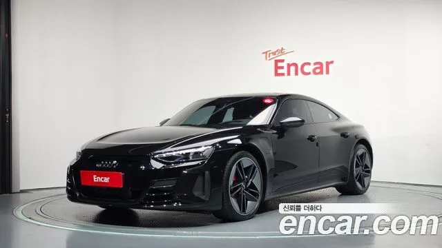 2022 Audi RS e-tron GT