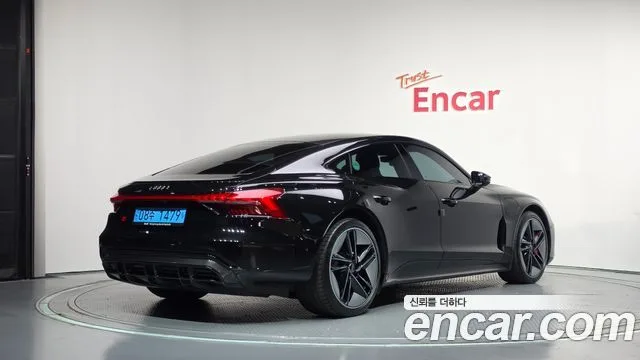 2022 Audi RS e-tron GT, foto 2