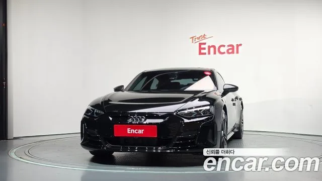2022 Audi RS e-tron GT, foto 3