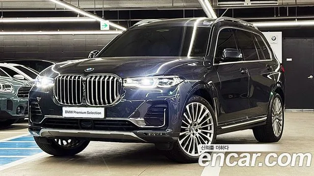 2021 BMW X7