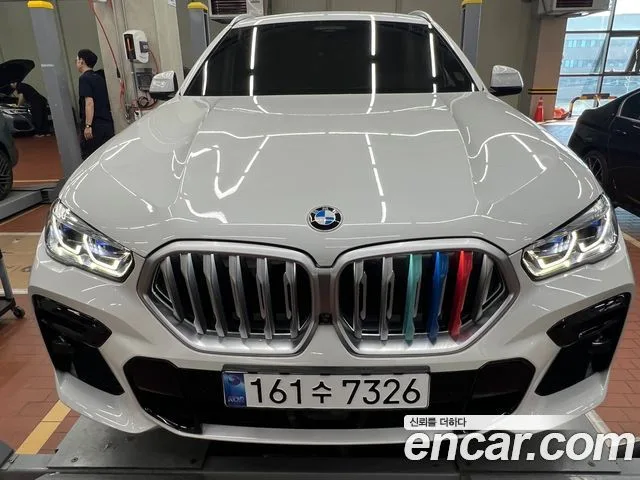 2022 BMW X6