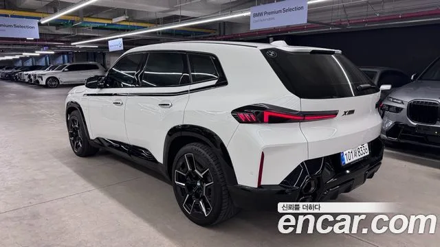 2023 BMW XM, foto 2