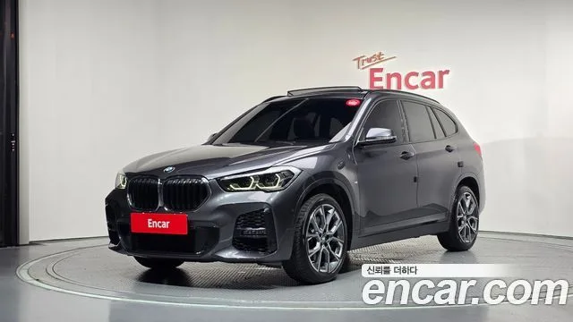 2022 BMW X1
