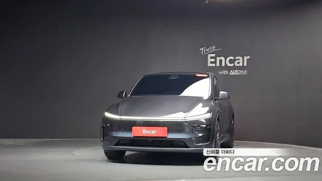 2026 Tesla Model Y, foto 2