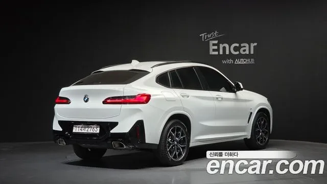 2024 BMW X4