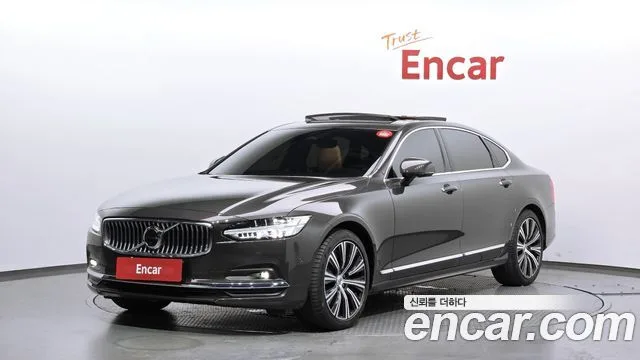 2023 Volvo S90