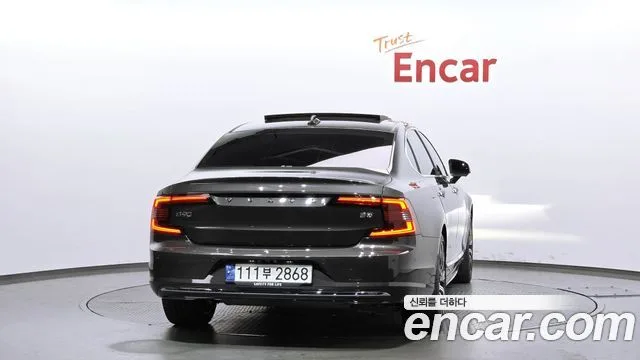 2023 Volvo S90, foto 4