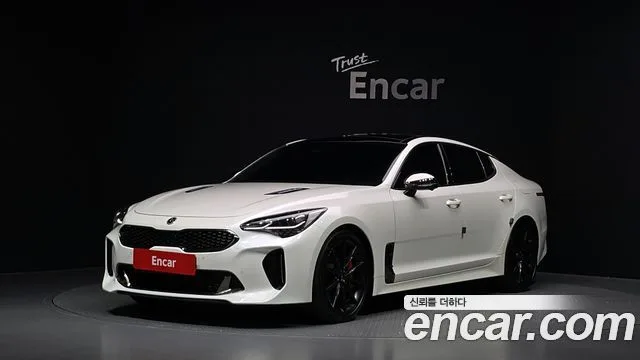 2022 Kia Stinger