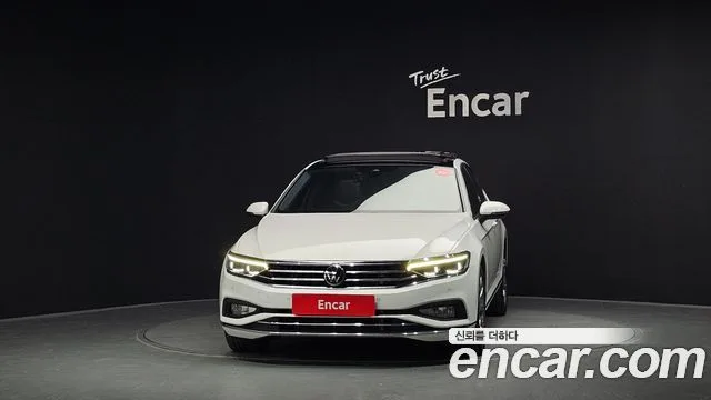 2021 Volkswagen Passat, foto 3