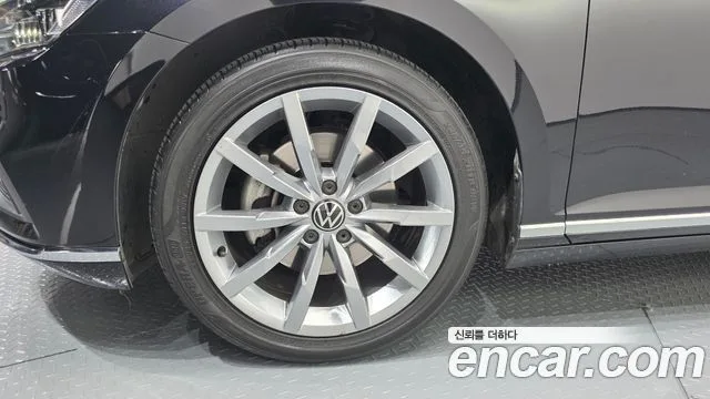 2021 Volkswagen Passat, foto 4