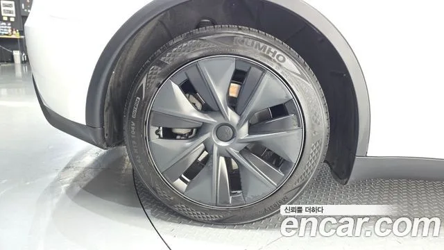 2024 Tesla Model Y, foto 4
