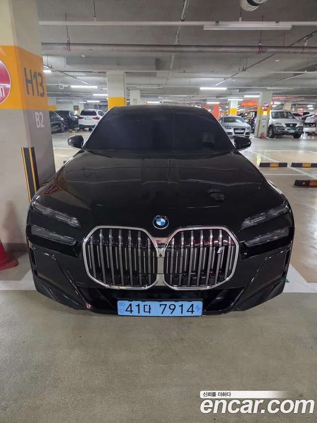 2024 BMW i7
