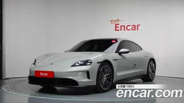 2025 Porsche Taycan