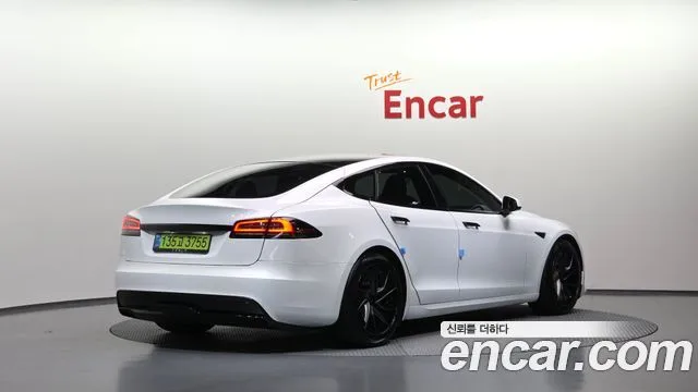 2026 Tesla Model S, foto 2